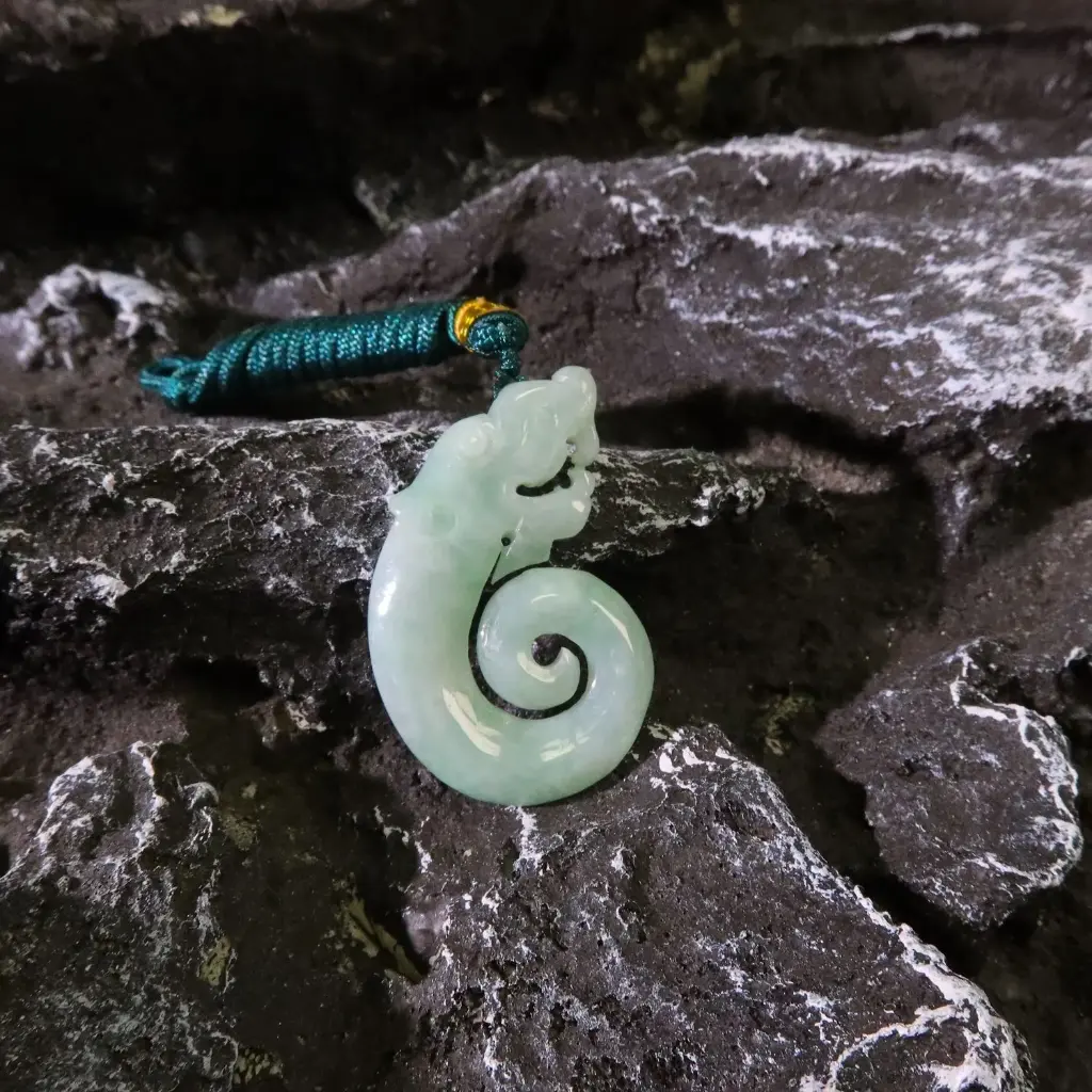 [SPJAD-1800] 晴水草龍圖滕掛件