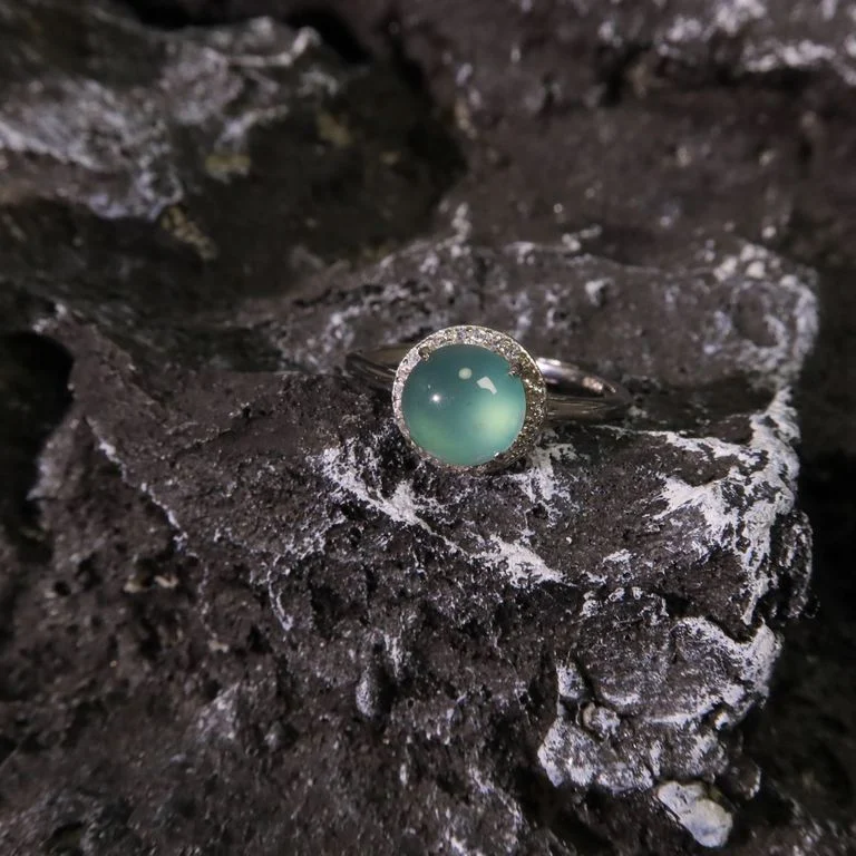 [SR-JAC-01088] 冰藍水圓蛋面設計款戒指 [危地馬拉翡翠]