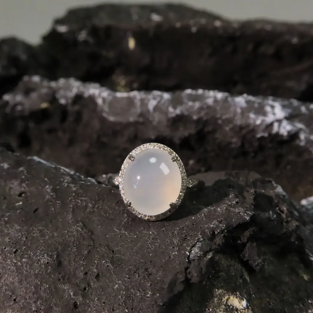 [SBESR-2418] 白雪冰種隋圓大蛋面戒指