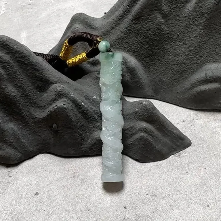 [SP-JEE-00336] 翡翠白玉飄花龍柱玉吊墜